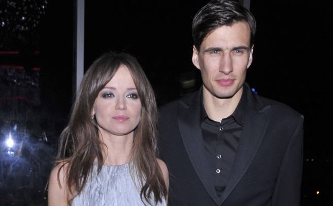 Jarosław Bieniuk o pożegnaniu z Anną Przybylską. Partner aktorki powrócił pamięcią do trudnych, życiowych momentów: "To zostaje w człowieku"