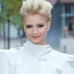 Małgorzata Kożuchowska przed obiektywem odsłoniła więcej niż zwykle! "Obłędne foty" [FOTO]