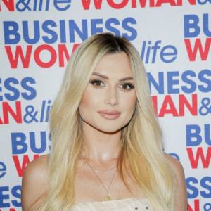 Wersow w odważnym body eksponuje swoje wdzięki! Weronika Sowa rozgrzała internautów. "Róbcie screeny, bo jak Friz zobaczy, to usunie" [FOTO]