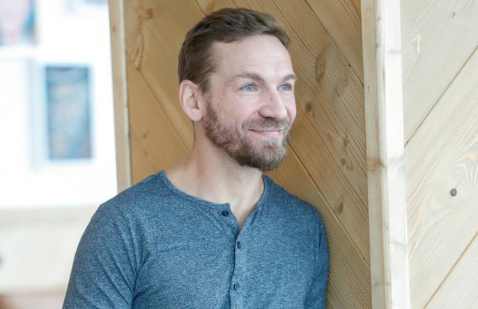 Przemek Kossakowski u Wojewódzkiego. Zdradził, jak smsuje z Martyną Wojciechowską!