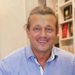 Jarosław Jakimowicz w roli gospodarza programu "Pytanie na śniadanie extra". Kiedy odcinki?