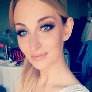 "Ślub od pierwszego wejrzenia". Anita z córką w urzekającej sesji. Opis do kadrów wzrusza!