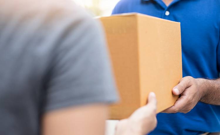 Kupujesz prezenty przez Internet? Nie przeocz tego! Oszczędzisz sobie nerwów