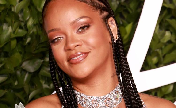 Rihanna zdradziła imię pociechy. Artystka dokonała niecodziennego wyboru 