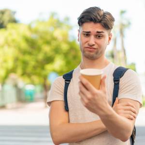 Co pić rano zamiast kawy? Oto napój, który pobudza i pomaga zrzucić zbędne kilogramy