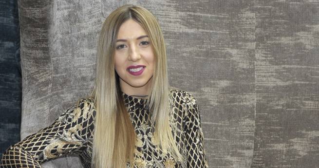 "Rolnik szuka żony". Małgorzata Borysewicz odsłania zgrabne nogi, pozując w czarnej mini. "Pięknie, seksownie i z klasą" [ZDJĘCIA]