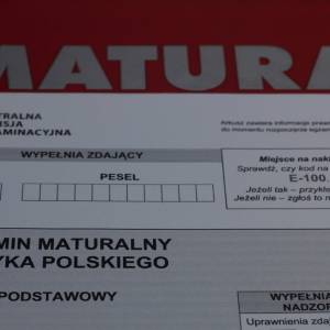  Co wziąć na maturę zgodnie z wytycznymi CKE? Lista