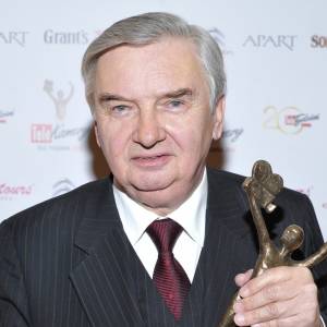 Tadeusz Sznuk na zdjęciach z młodości. Internauci porównują go do Leonardo DiCaprio [FOTO]