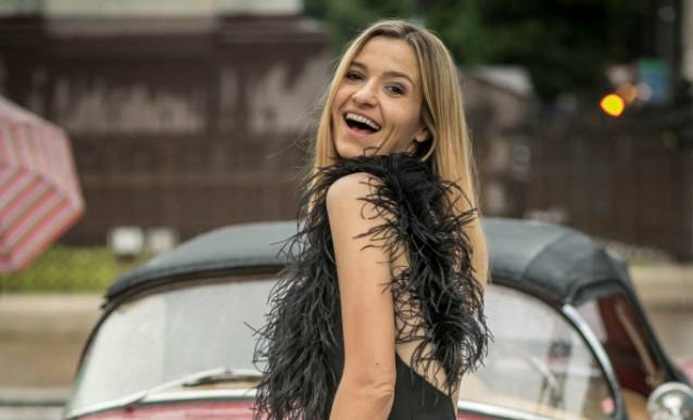 Joanna Koroniewska w skąpym gorsecie. "Ostro grasz" - komentuje mąż