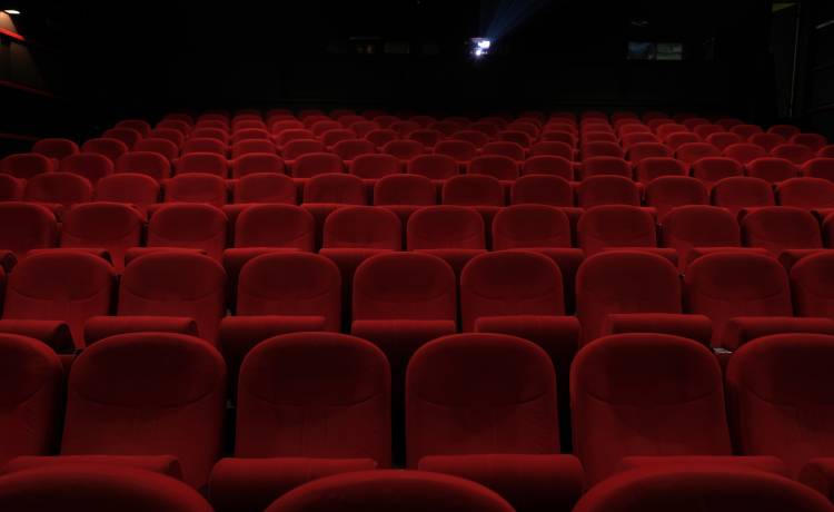 Tylko co trzeci Polak chodzi do kina - szokujące wyniki badań KIM