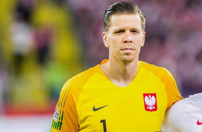 Wojciech Szczęsny opublikował w sieci zdjęcie sprzed 10 lat. Bardzo się zmienił?