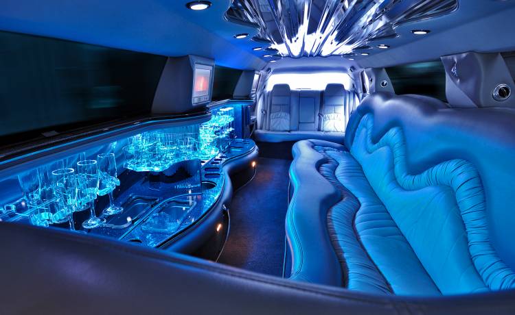 To najdłuższy samochód na świecie. Pobił rekord Guinnessa! [WIDEO]