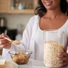 To najlepsze płatki. Tak wpływają na jelita i serce