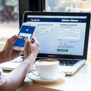 Facebook wyłączy niektóre funkcje. Portal wysłał specjalny komunikat do internautów