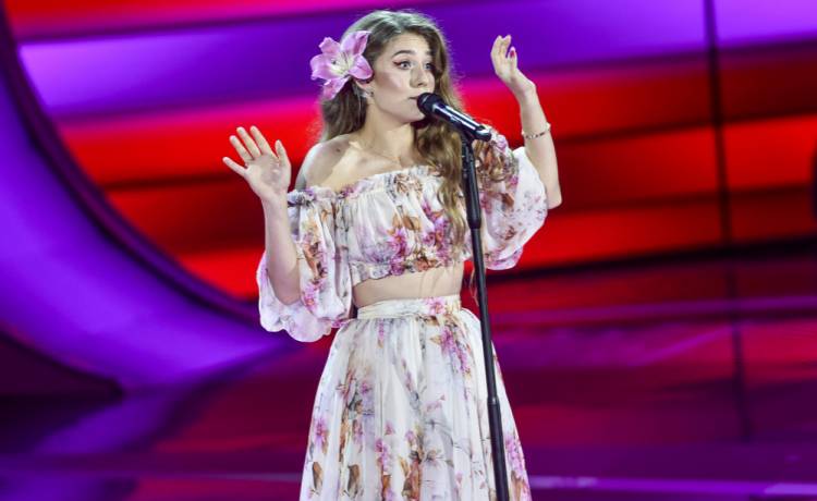 Eurowizja 2022. Karolina Lizer prezentuje utwór "Czysta woda". Zostanie czarnym koniem preselekcji? [WIDEO]