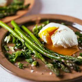 Dieta keto groźna dla zdrowia? Kardiolog wyjaśnia: „mam bardzo wiele przykładów nieszczęść”