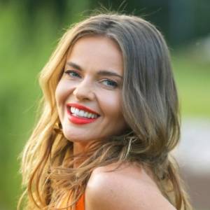 Edyta Herbuś kusi wdziękami przy fortepianie. Fanom odjęło mowę: "Boska" [FOTO]