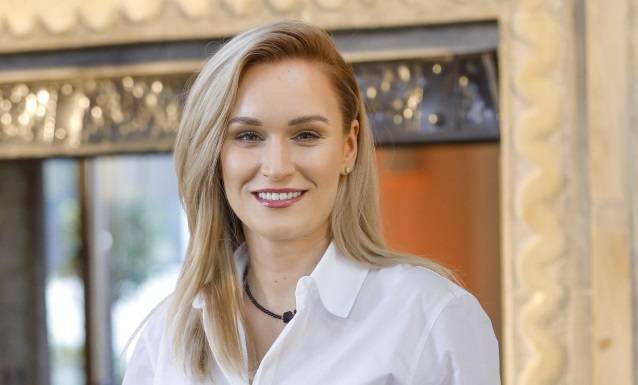 Kamila z "Rolnik szuka żony 8" pokazała, jak szalała na parkiecie. Nie była sama! Kto jej towarzyszył? [ZDJĘCIA]