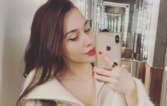 Marcelina Ziętek w sukni ślubnej wspomina o małżeństwie. Co łączy ją z Piotrem Żyłą?