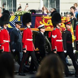Brytyjczycy żegnają królową Elżbietę II. Tak będzie wyglądać jej pogrzeb
