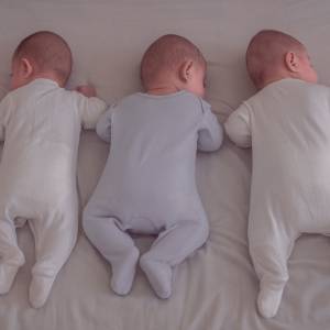 Larry, Lon i Gene świętują 93. urodziny. To najstarsze trojaczki na świecie 