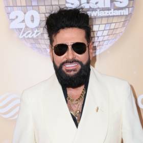 Ofiara dla księdza po kolędzie. Rutkowski powiedział, ile daje do koperty 