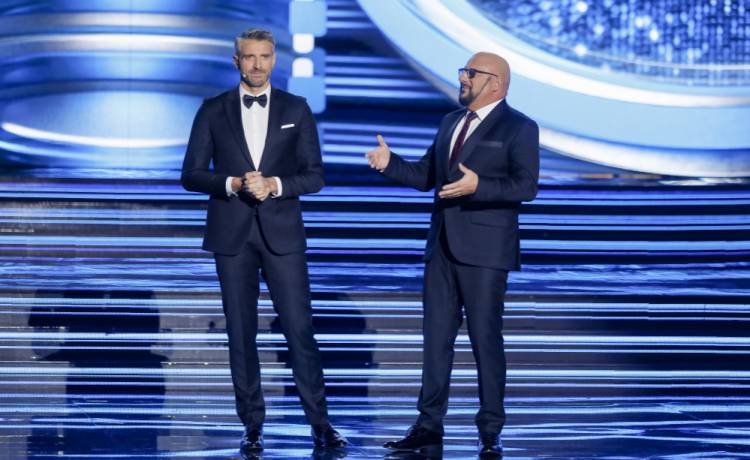 Sensacyjne zmiany w "Twoja twarz brzmi znajomo". Wiadomo, kto ma zastąpić Piotra Gąsowskiego