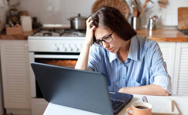 16 procent Polaków pożycza na święta, fot. Shutterstock