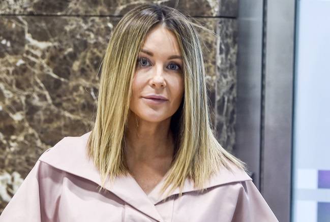 Małgorzata Rozenek bez spodni! W komentarzach nie zabrakło krytyki: "Mogłaś sobie darować"             