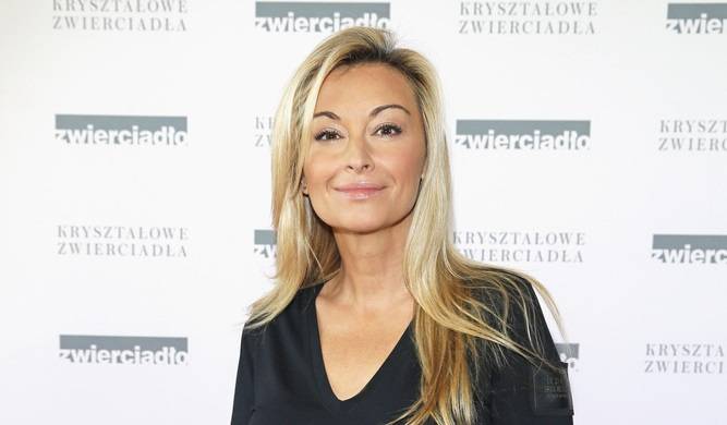 Martyna Wojciechowska w ciemnych włosach! Pokazała zdjęcie stare zdjęcie!