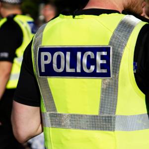 Policja zastrzeliła grożącego ludziom mężczyznę. Atak nożownika w Oslo