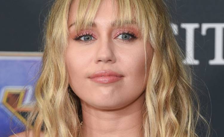 Miley Cyrus ogłasza przerwę w koncertowaniu? Wpis piosenkarki zaskoczył fanów!