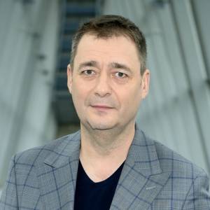 Jacek Rozenek wydał oświadczenie. Aktor powoli wraca do zdrowia!