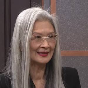 71-letnia modelka szokuje na pokazach mody. Jest w niesamowitej formie [FOTO]