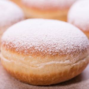 Tłusty Czwartek: Pączki z ziemniaków - ten prosty przepis Cię zaskoczy
