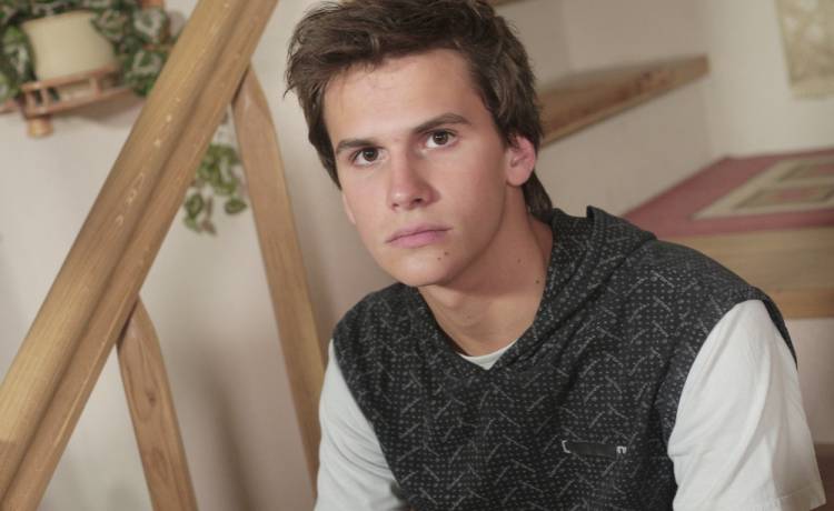 Wacław Warchoł grał brata "BrzydUli". Dziś go nie poznacie! Jak teraz wygląda?