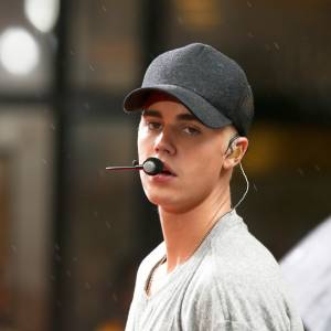 Justin Bieber po latach wraca z solowym utworem! Szykuje się nowa płyta?                                        