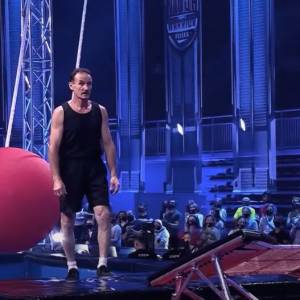 61-latek znany z „Ninja Warrior” dokonał niemożliwego! Pobił rekord kraju w zwisie na drążku