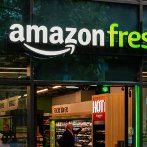 Amazon pod lupą. Sklepy nie tak bezobsługowe, jak obiecywano