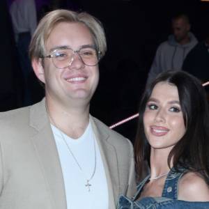 Odmieniony Kevin Mglej na nowym zdjęciu. Jak teraz wygląda?