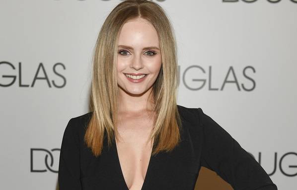 Olga Kalicka ochrzciła synka. Internauci pytają o ślub!                                                 