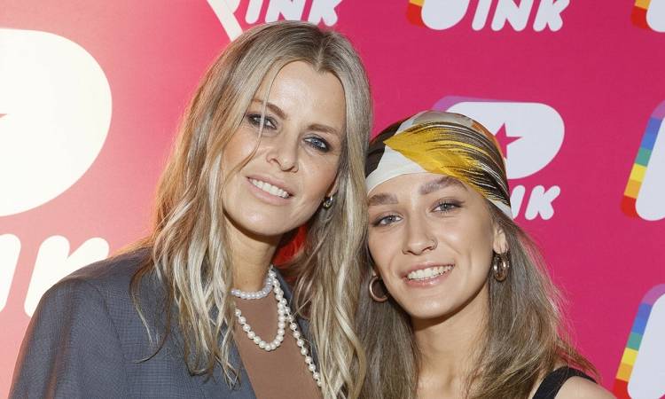 Córka i była żona Michała Wiśniewskiego razem na nowym zdjęciu. Internauci zachwyceni! "Ale jesteście do siebie podobne"