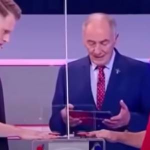 Najgenialniejszy umysł w "Familiadzie". Widzowie zapamiętają to na długo! "Jak do tego doszło?!" [WIDEO] 