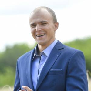 Uczestnicy "Rolnik szuka żony" na ślubie Joanny i Kamila. Marta Manowska nie dotarła na wesele [ZDJĘCIA]