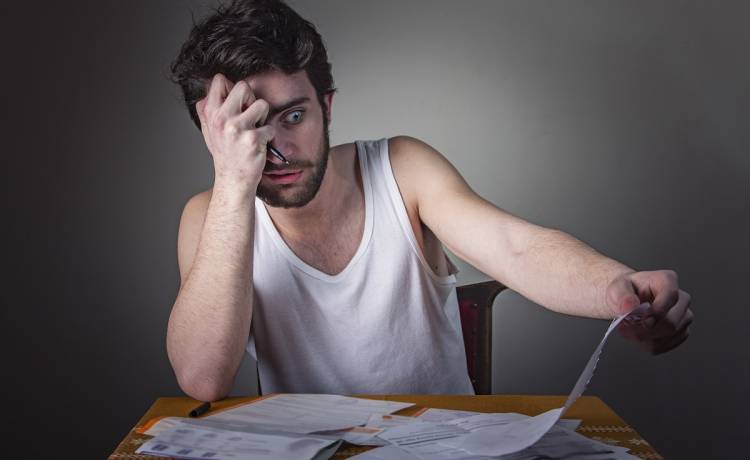 Wysokość rachunku prawie zwaliła go z nóg. W cztery dni miał wykorzystać pakiet internetowy wart milion złotych