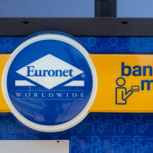 Wypłacasz gotówkę BLIKIEM w Euronecie? Musisz wiedzieć o nowych ograniczeniach