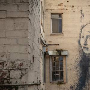 Banksy otworzył sklep w Londynie… Bez drzwi?!