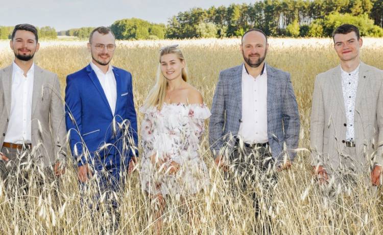 "Rolnik szuka żony". Widzowie grzmią w sieci po ostatnim odcinku. Powodem: zmiany w emisji! "Żenada"