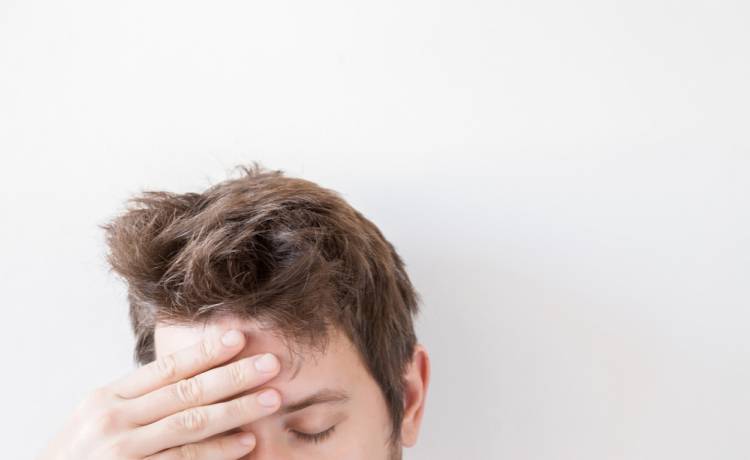 Na jego głowie wyrósł... róg! To bardzo rzadki widok!