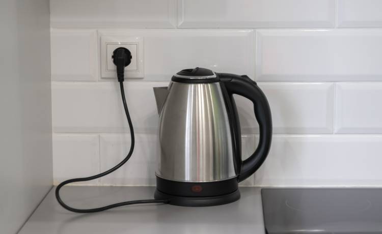 Jak wyczyścić czajnik? Sprawdź proste domowe sposoby!